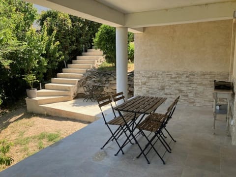 Villa Type 2 Villa in Bastia