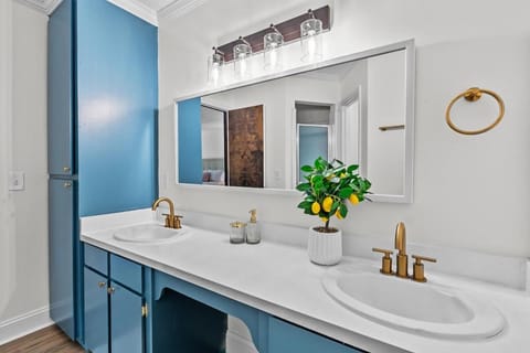 Hunters Blind House in Irmo