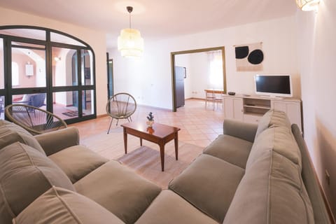 Communal lounge/ TV room, Living room
