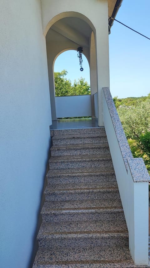 Apartman Solis - Family Apartment in Šibenik-Knin County, Croatia