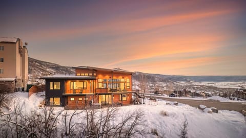 Property building, Winter, Mountain view