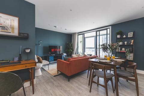 TV and multimedia, View (from property/room), Living room, Seating area, Dining area