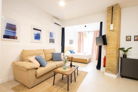 TV and multimedia, Living room, air conditioner