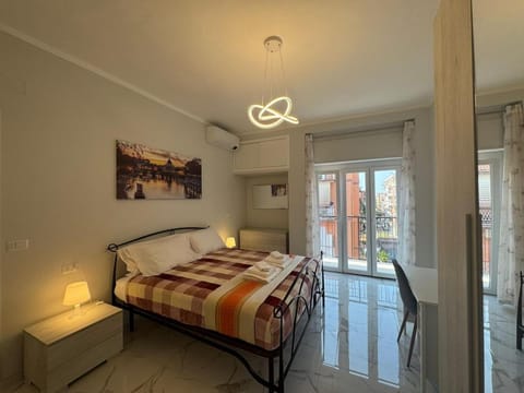 Bed, Photo of the whole room, Bedroom, air conditioner