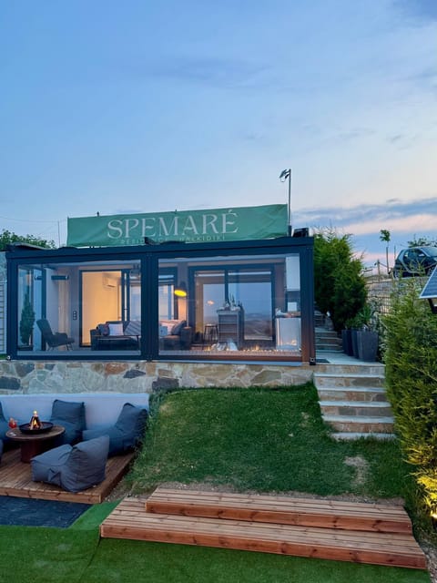 Property building, Garden