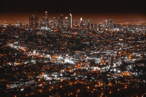 ArtsDistrictDtLA-2022 BUILT WithVIEWS WD - GARAGE House in East Los Angeles