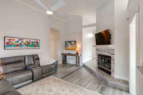 4 Mi to Lake Murray Pet-Friendly Home with Pool! House in Irmo