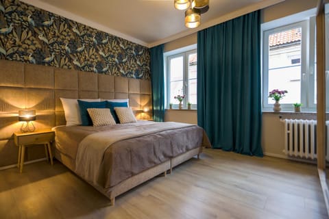 Bed, Photo of the whole room, Bedroom, internet