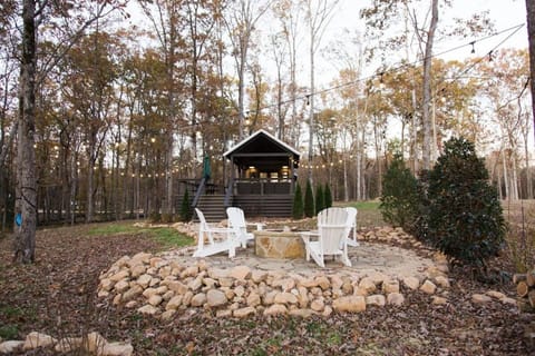 Still Waters Tiny Home House in Tennessee
