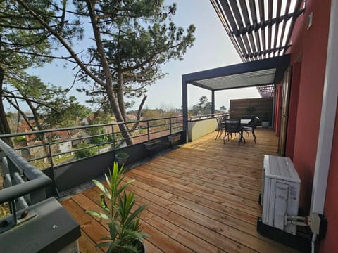 Patio, Day, View (from property/room), Balcony/Terrace, Dining area