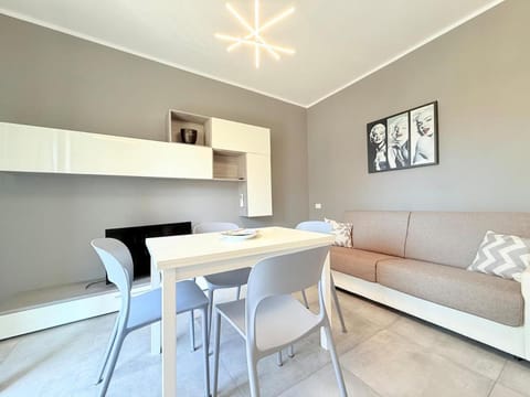 Dimora Concept-Ca D Rina-Free parking Apartment in Pietra Ligure