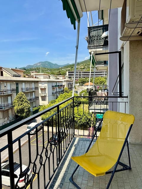 Dimora Concept-Ca D Rina-Free parking Apartment in Pietra Ligure