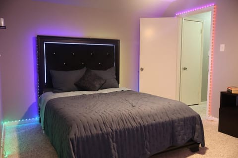 Peaceful stay near TX-6 & Bellaire House in Mission Bend