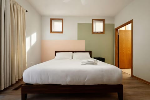 Billiards Patio Parking Apartment in Wicker Park