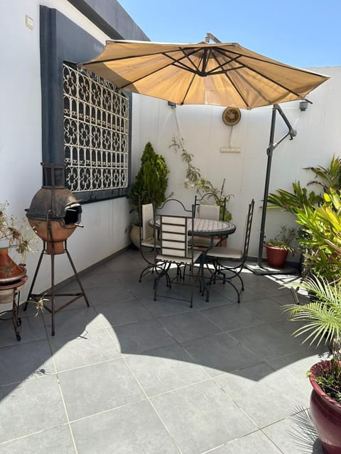 Day, View (from property/room), Seating area, Dining area