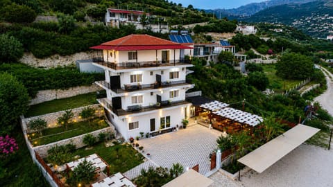 Property building, Bathroom, View (from property/room), Bedroom, Mountain view, Sea view, Breakfast, room service