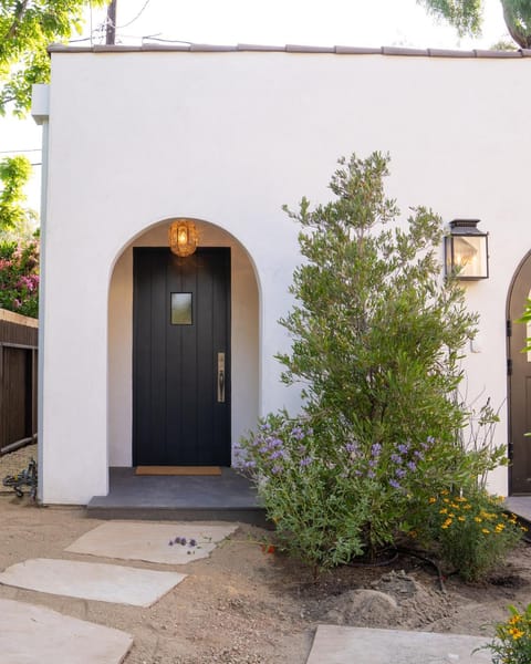 Facade/entrance, Day
