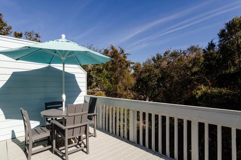 Shore to Please by Bryant Real Estate House in Kure Beach
