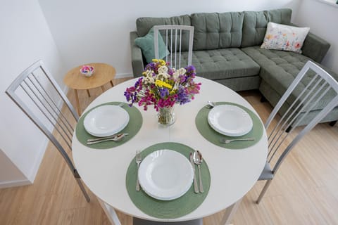 Living room, Seating area, Dining area