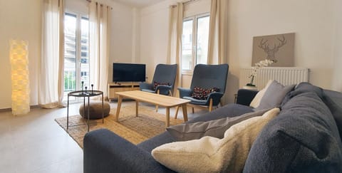 Communal lounge/ TV room, Seating area
