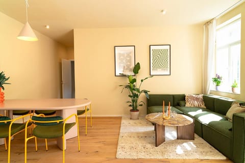 Living room, Other, Seating area, Dining area