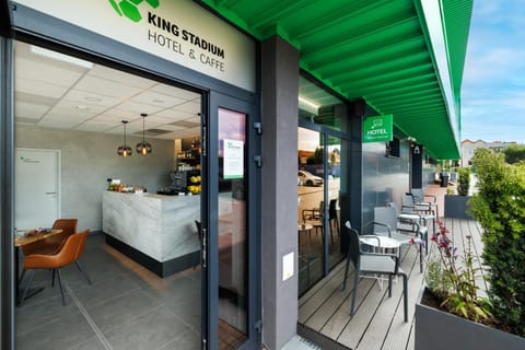 Property building, Lounge or bar