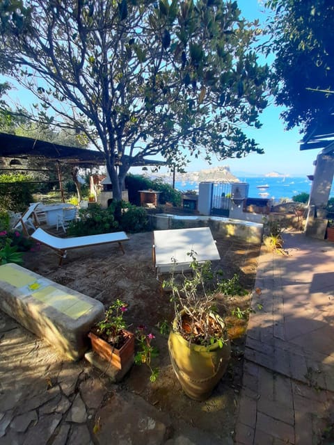 GIARDINO BLU OLTREMARE - exlusive garden House in Campania