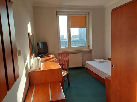 TV and multimedia, Photo of the whole room, wardrobe