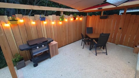 Patio, BBQ facilities, BBQ facilities, Balcony/Terrace, Dining area