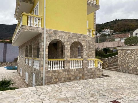 Hara Villa Villa in Kotor Municipality