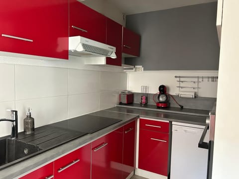 La Perle Rive Gauche House in Le Mans