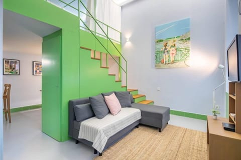 TV and multimedia, Living room, Seating area