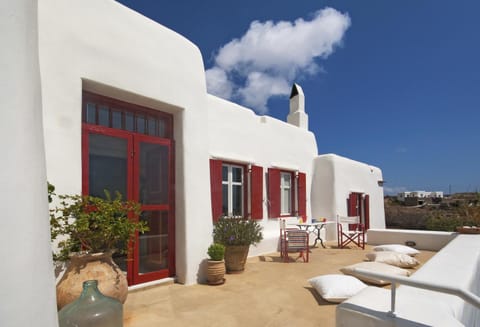Property building, Patio, Day, Natural landscape, View (from property/room), Balcony/Terrace, sunbed