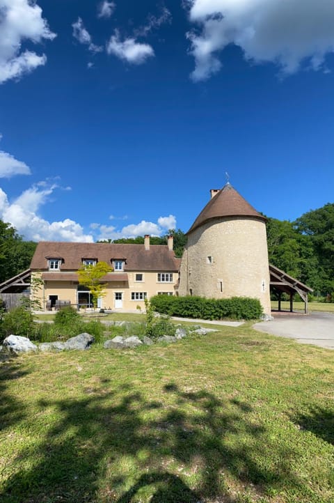 Property building, Spring, Natural landscape, Garden