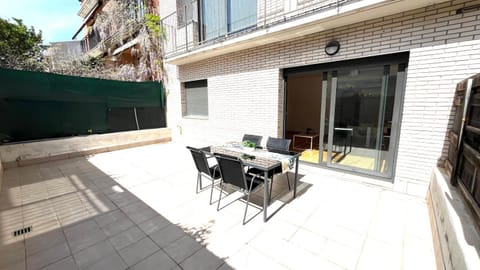 Patio, Balcony/Terrace