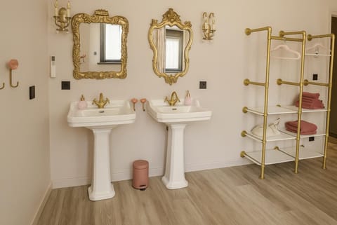 Coucou - luxe bed and breakfast Bed and Breakfast in De Haan