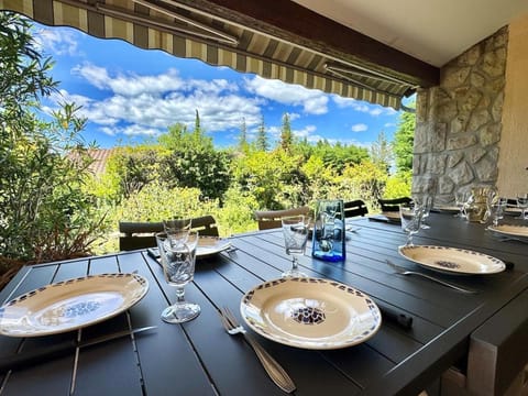 Natural landscape, Dining area