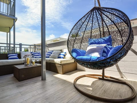 Activities, Balcony/Terrace, Decorative detail
