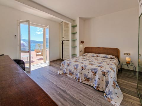 Property building, Living room, Bedroom