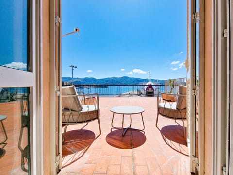 Property building, Living room