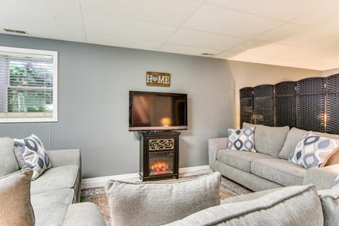 Less Than 1 Mi to Marina Fair Play Home on Lake Hartwell Apartment in Lake Hartwell