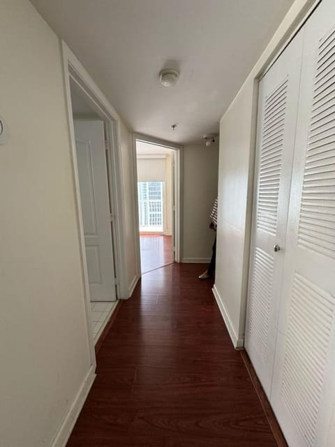 Bright 2BR Apartment in Prime Brickell Location Apartment in Brickell