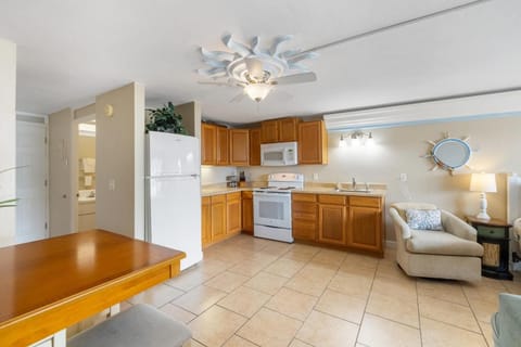 Beach Comber 215 at Cedar Cove Condos House in Cedar Key