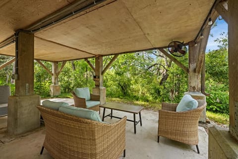 Annies Treehouse A Cozy Canopy Getaway in Cedar Key House in Cedar Key