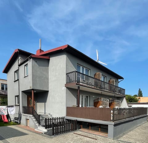 Property building, Day