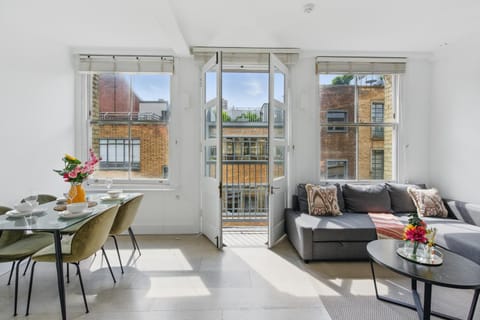 Balcony/Terrace, Living room, Dining area