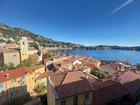 City view, Mountain view, Sea view