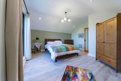 Bed, Bedroom, wardrobe