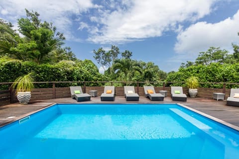 Garden, Garden view, Pool view, Swimming pool, sunbed