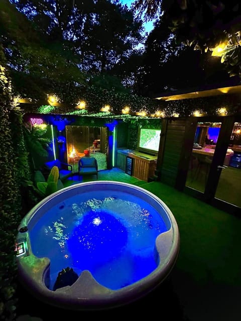 Hot Tub